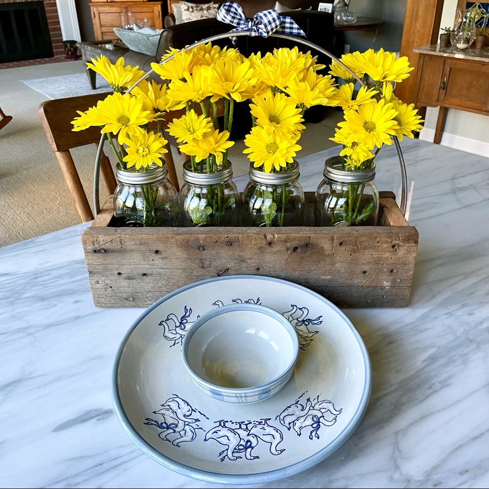 Louisville Stoneware•VINTAGE and LIKE NEW•Gaggle of Geese•Chip/Dip Platter+Bowl - Picture 9 of 15